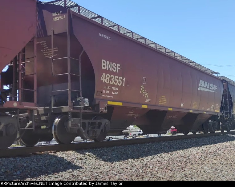 BNSF 483551